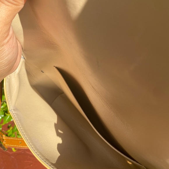 Louis Vuitton shoulder bag - Picture 8 of 16